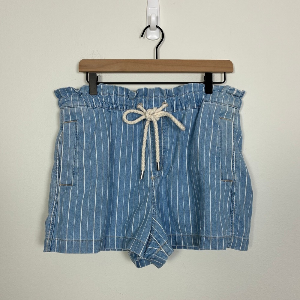 LOFT Striped Paperbag Waist Denim Shorts Women's L Coastal Granddaughter Beach